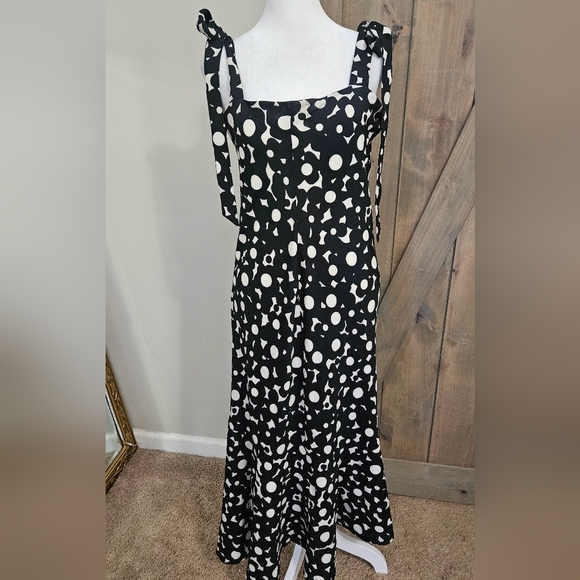 Anthropologie HUTCH Flounced Shoulder-Tie Midi Dress Black/white. Size Med - Picture 11 of 16